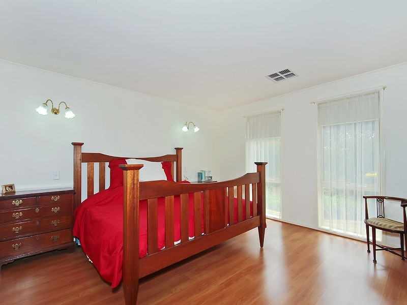 27 Tatachilla Road, Mclaren Vale SA 5171