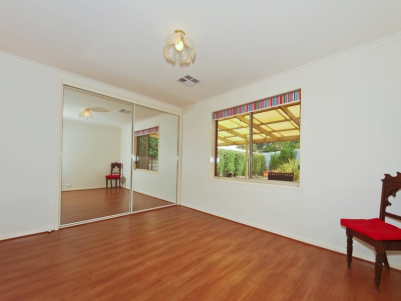 27 Tatachilla Road, Mclaren Vale SA 5171