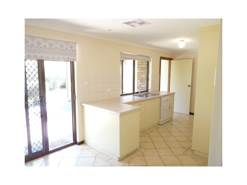 27 Abbott Avenue, Mclaren Vale SA 5171