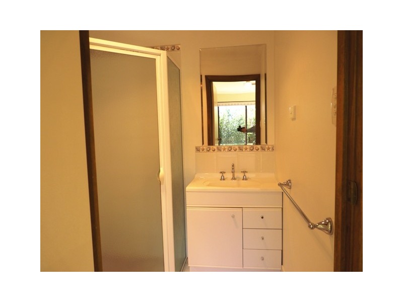 27 Abbott Avenue, Mclaren Vale SA 5171