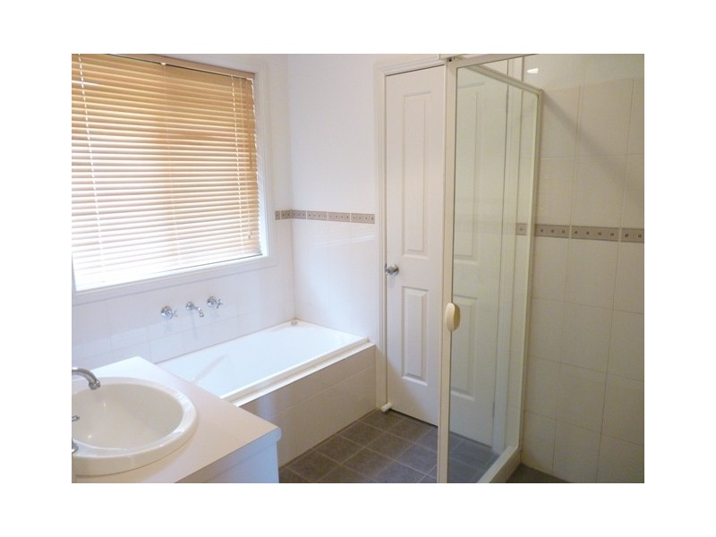 7 Baudin Crescent, Mount Compass SA 5210