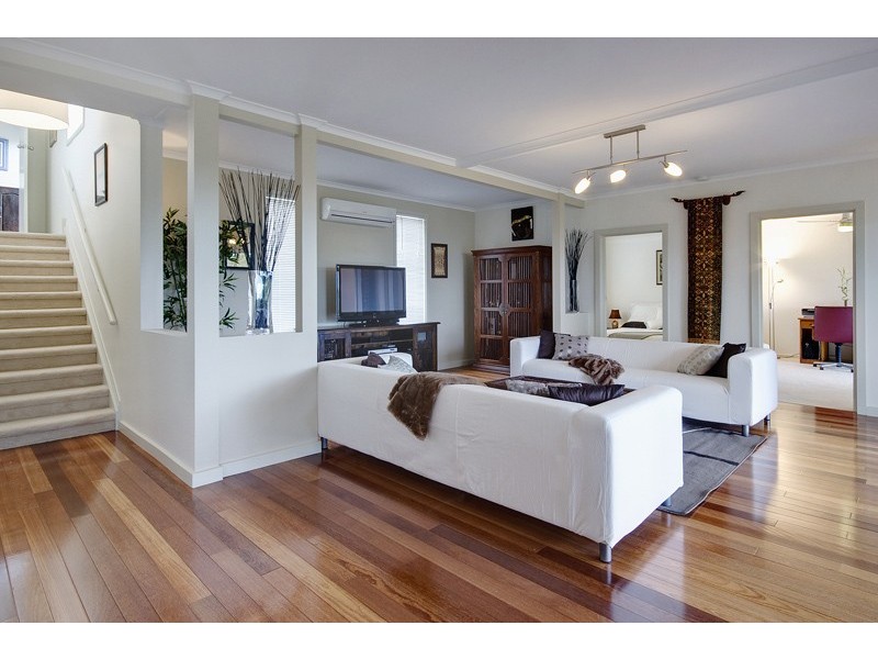 6 Leslie Street, Glen Osmond SA 5064