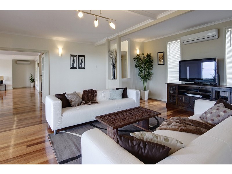 6 Leslie Street, Glen Osmond SA 5064