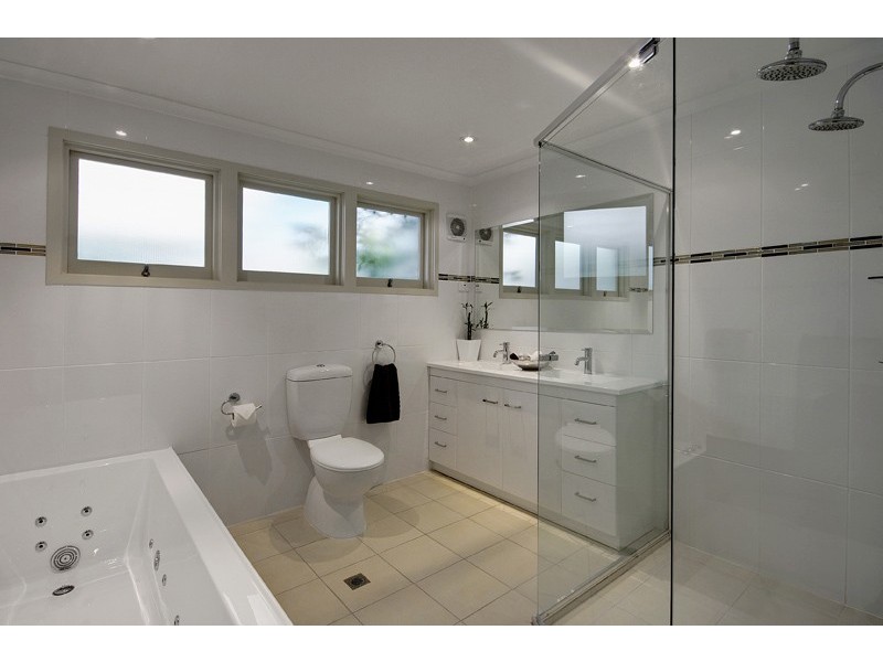 6 Leslie Street, Glen Osmond SA 5064