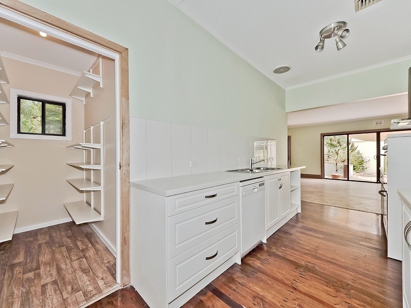 401 Blewitt Springs Road, Blewitt Springs SA 5171