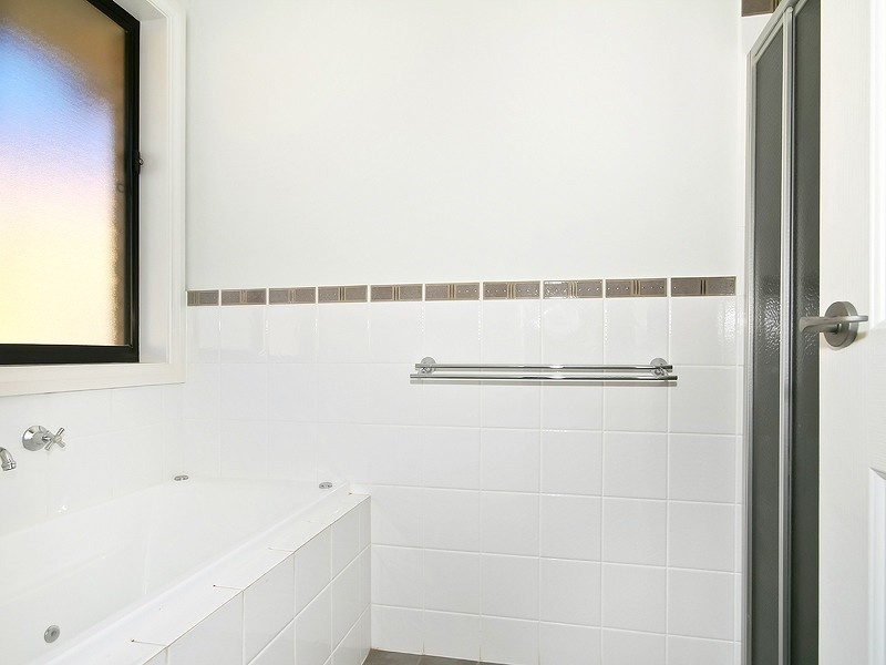 8 Knoll Avenue, Aldinga Beach SA 5173