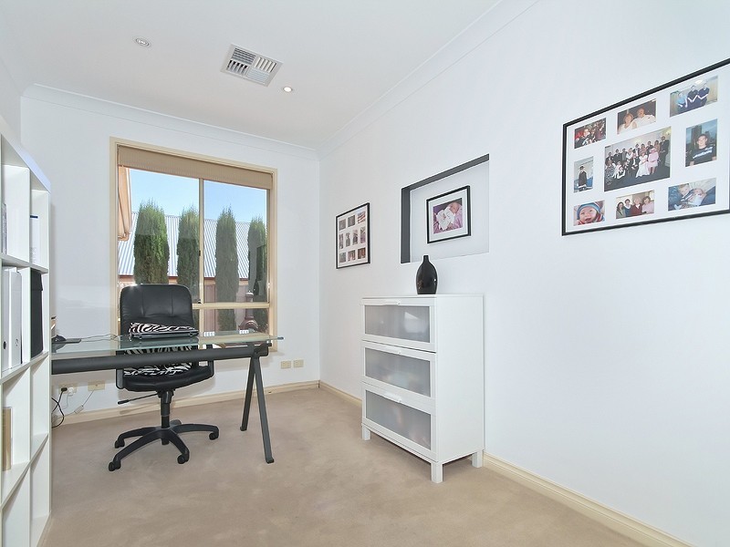 2 Tennyson Street, Seaford Rise SA 5169