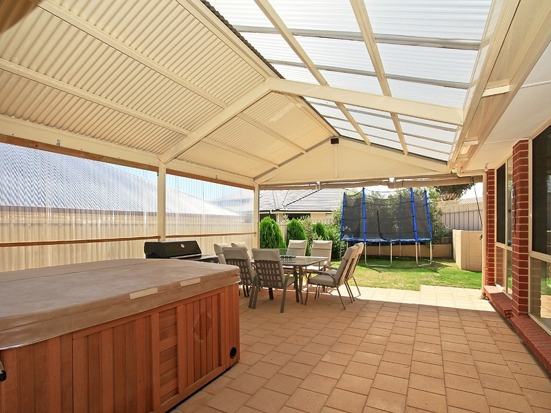 2 Tennyson Street, Seaford Rise SA 5169