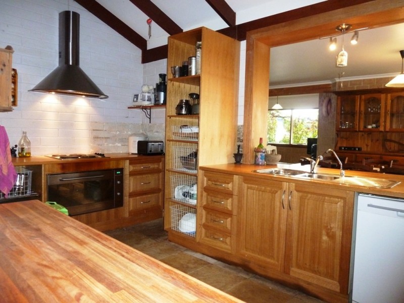 48 Giles Road, Willunga SA 5172