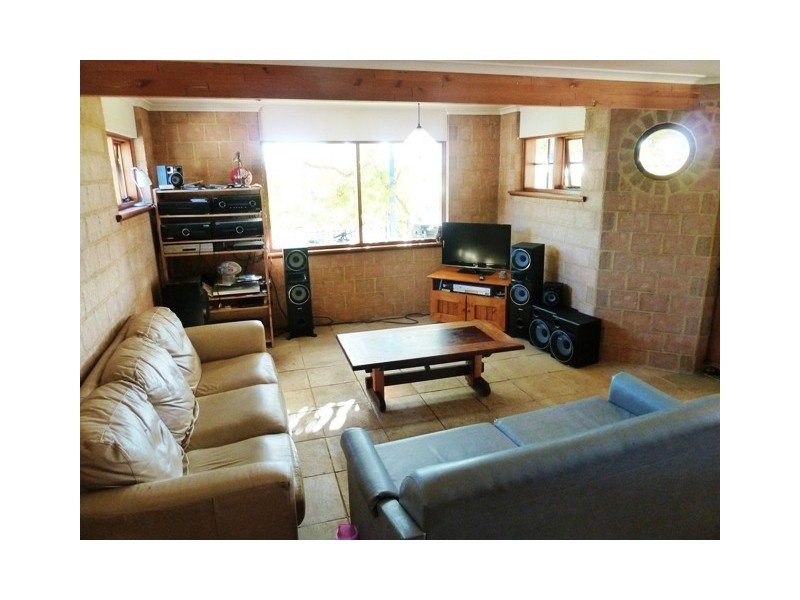 48 Giles Road, Willunga SA 5172