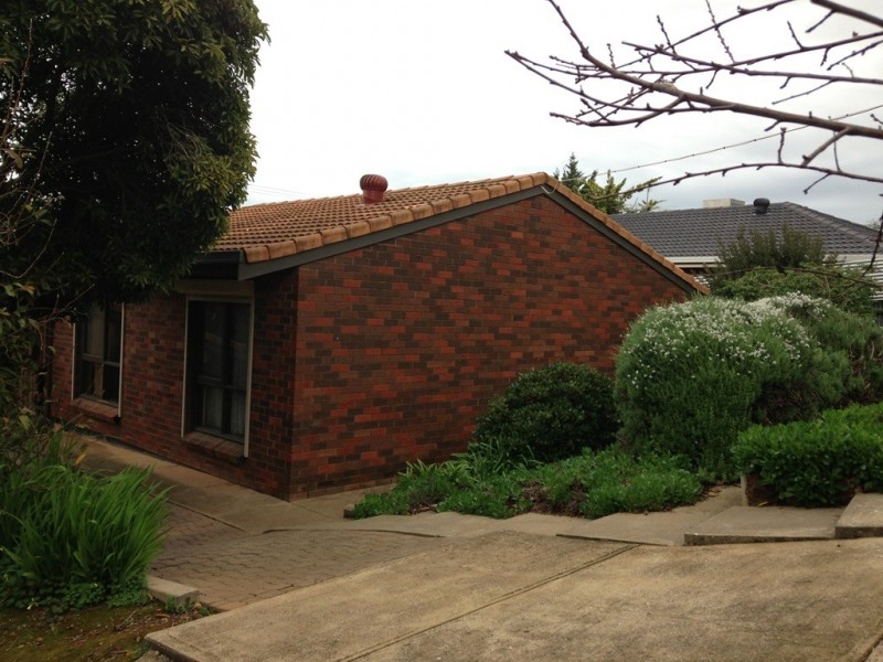 71 Oakridge Rise, Huntfield Heights SA 5163