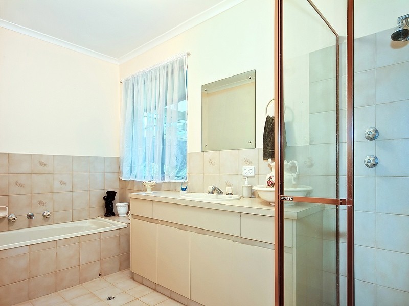 16 Kookaburra Court, Mclaren Flat SA 5171