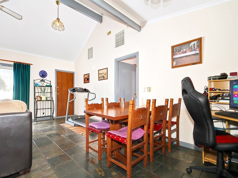 19 Sandpiper Avenue, Seaford Rise SA 5169