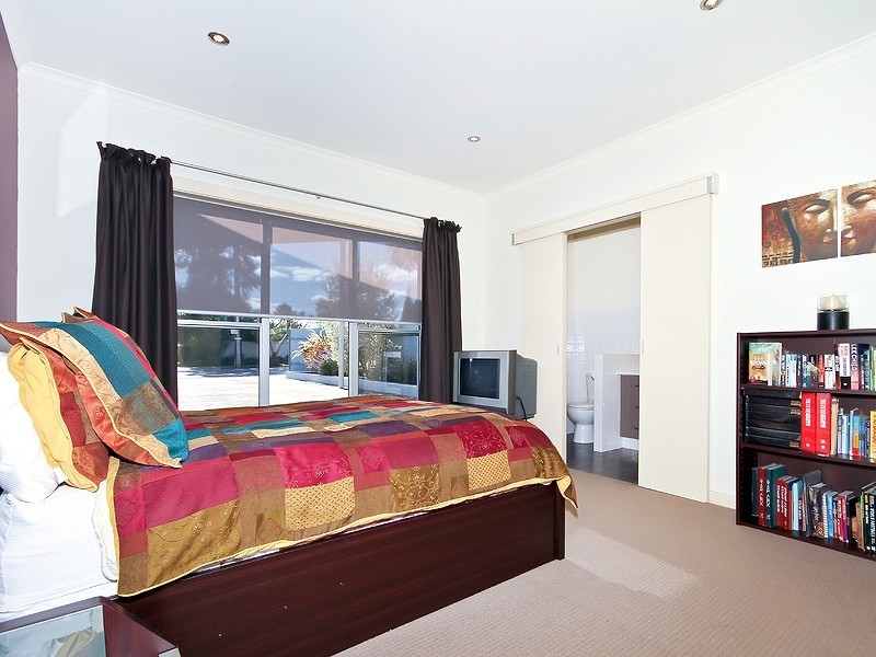 64 Main Road, Mclaren Flat SA 5171