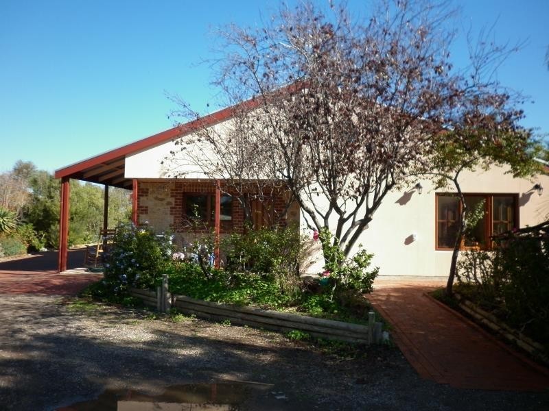 2887 Main South Road, Tatachilla SA 5171