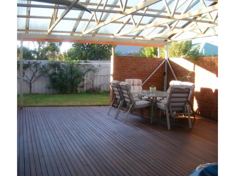 4 Spruce Avenue, Seaford SA 5169