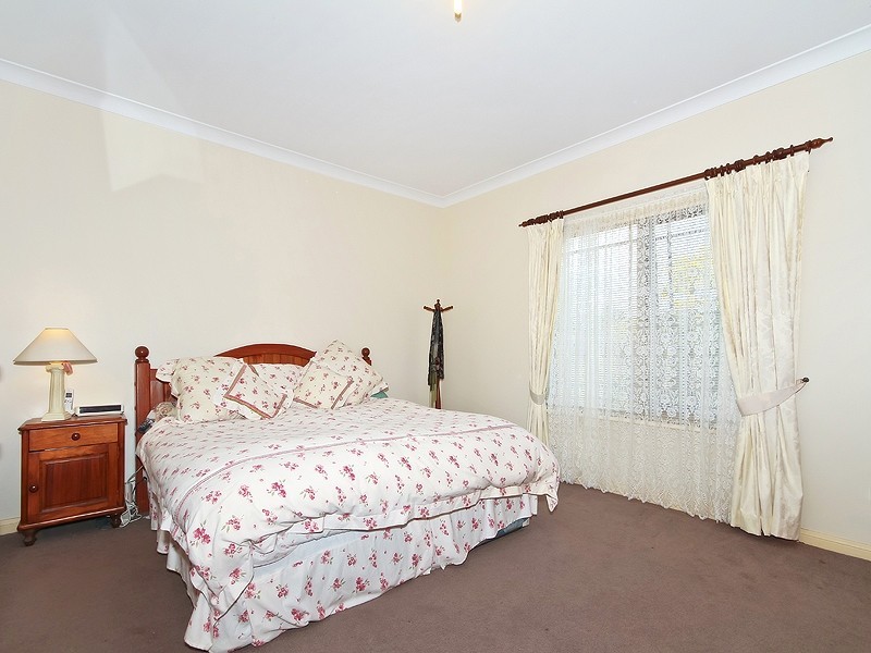 24 Giles Road, Willunga SA 5172