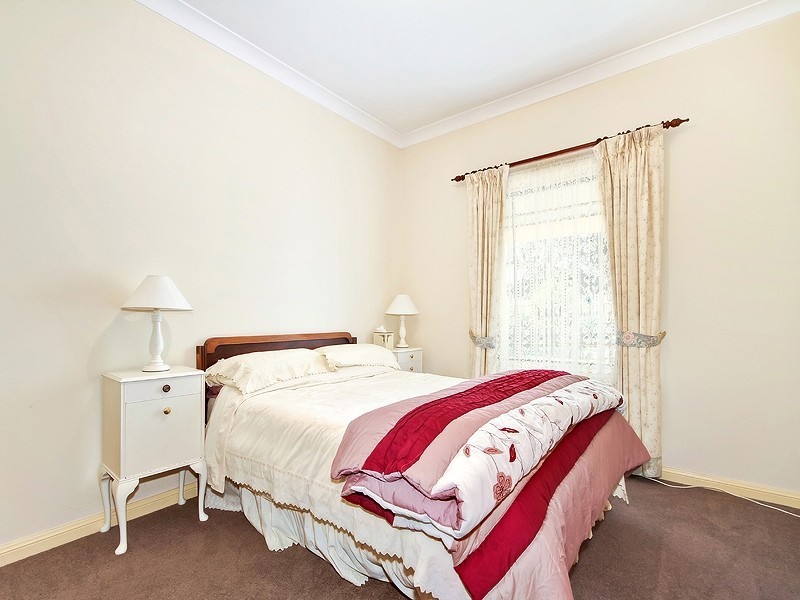 24 Giles Road, Willunga SA 5172