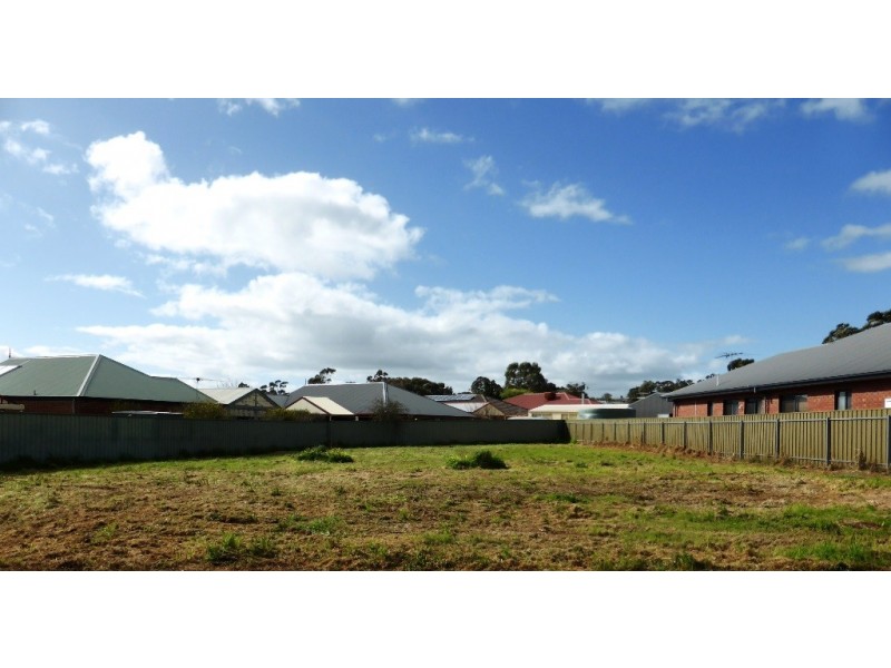 8 Aubrey Drive, Willunga SA 5172