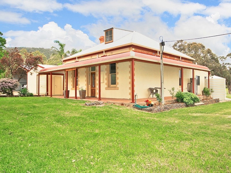 12 Thomas Hill Road, Mclaren Vale SA 5171