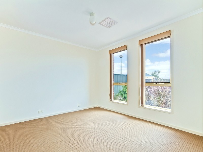 16 Jade Loop, Aldinga Beach SA 5173