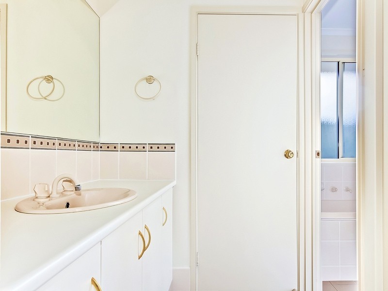 16 Jade Loop, Aldinga Beach SA 5173