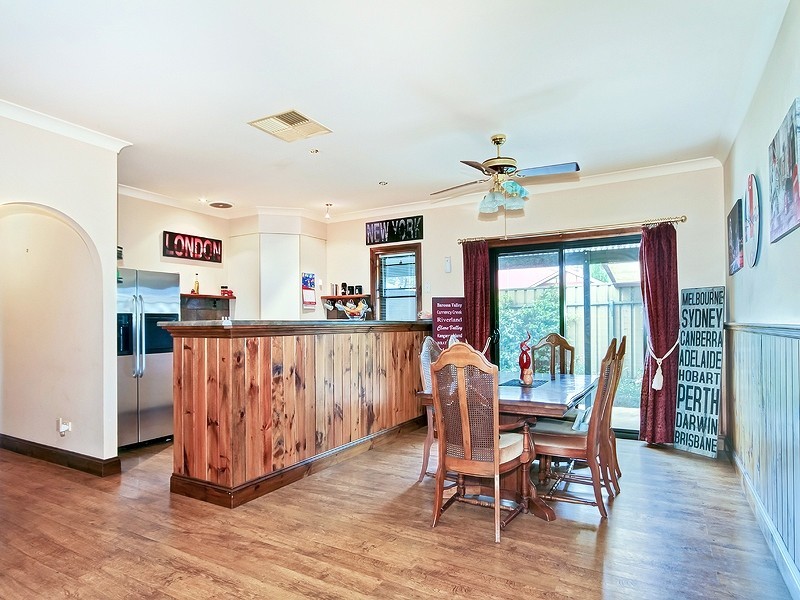 18 Rose Crescent, Mclaren Flat SA 5171