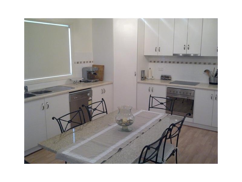 34 Whinnerah Avenue, Aldinga Beach SA 5173