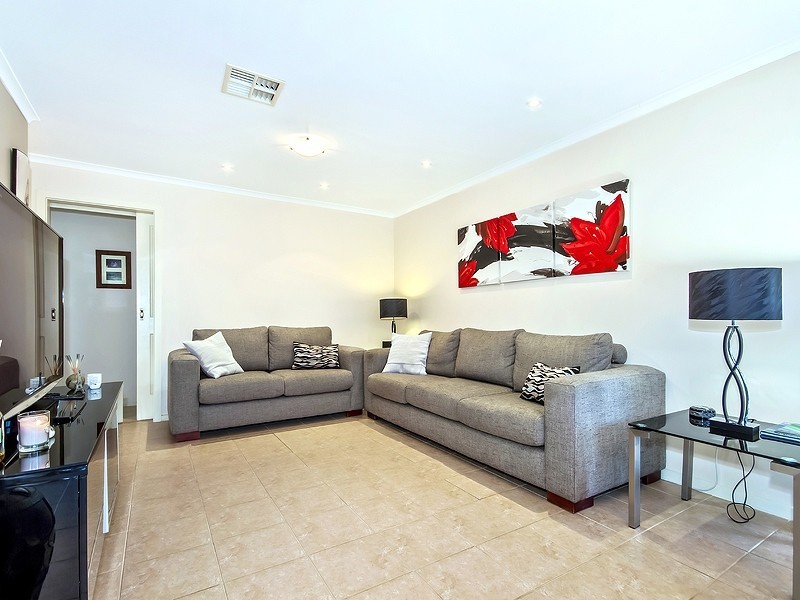 22 Nyrang Circuit, Woodcroft SA 5162