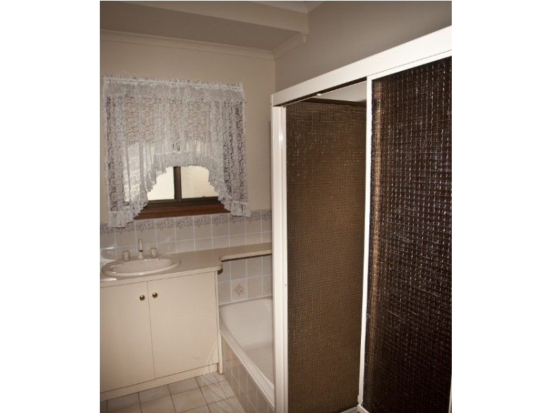 1/25 Gloucester Terrace, Mclaren Vale SA 5171