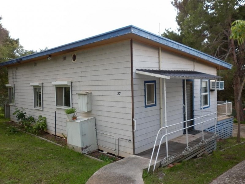 37 Port Road, Port Willunga SA 5173