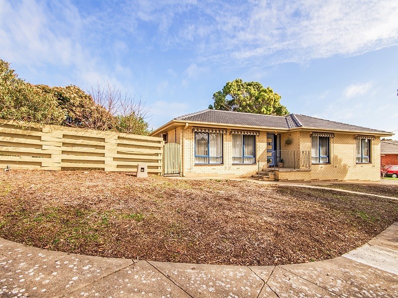 5 Parklands Crescent, Reynella SA 5161