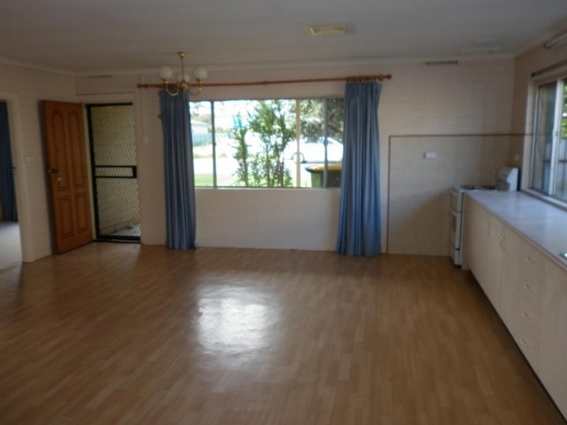 15 Gordon Street, Aldinga Beach SA 5173