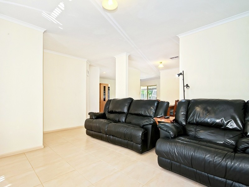 4 Hardy Avenue, Mclaren Vale SA 5171