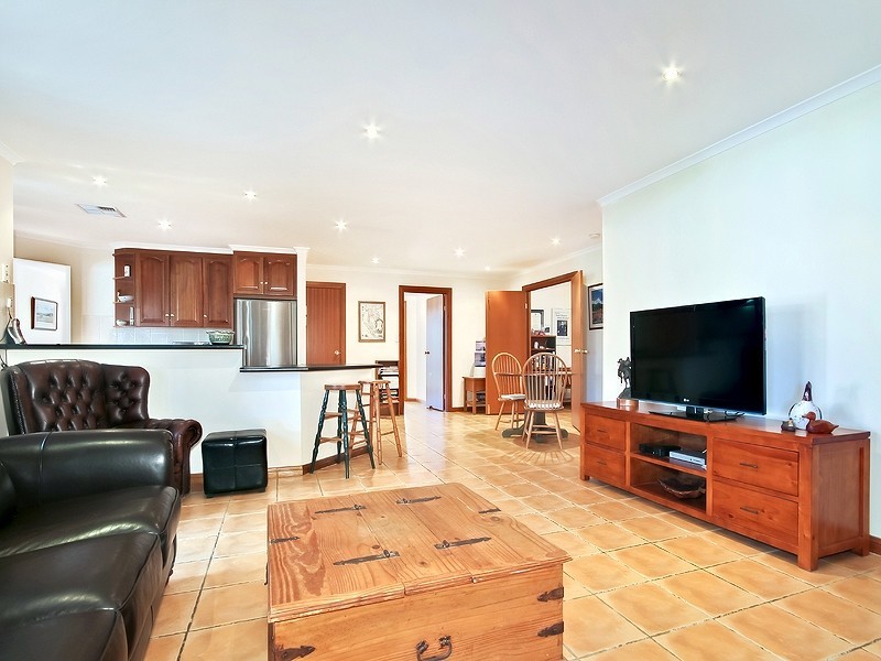 11 Harvest Drive, Mclaren Vale SA 5171