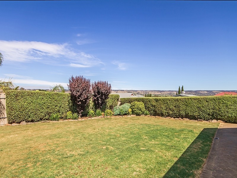 11 Harvest Drive, Mclaren Vale SA 5171