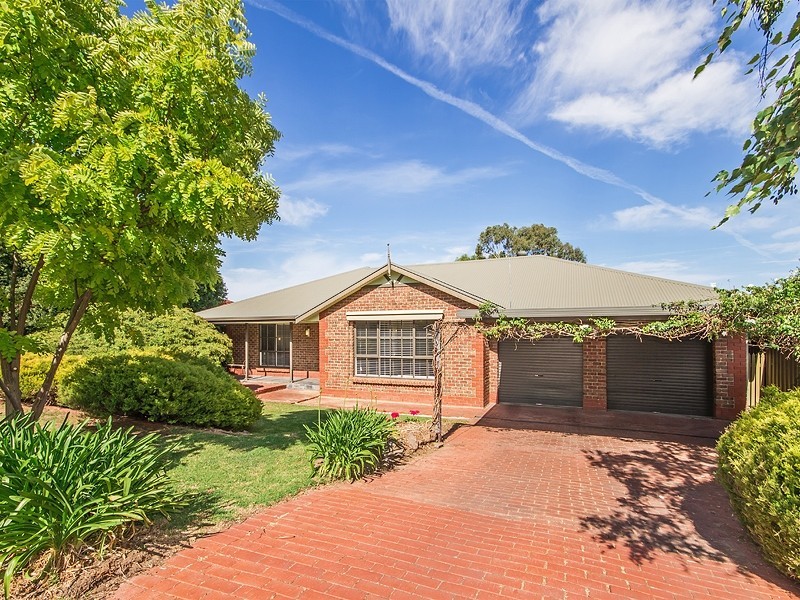 30 Giles Road, Willunga SA 5172