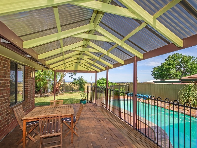 30 Giles Road, Willunga SA 5172