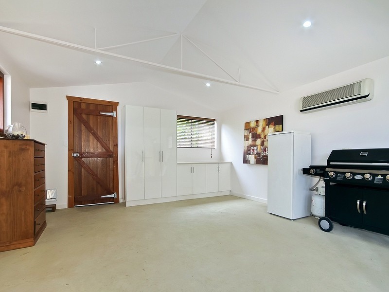 131 Blewitt Springs Road, Mclaren Flat SA 5171