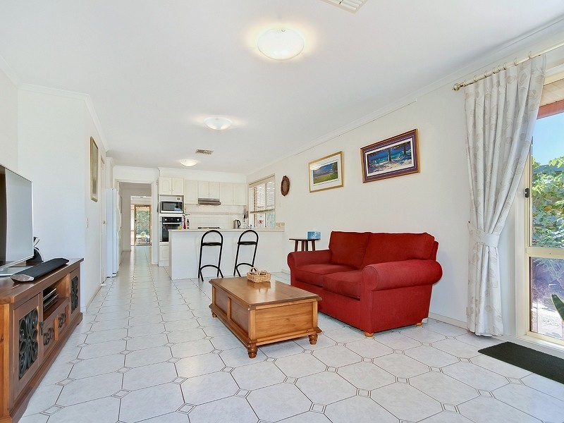 8 Chalk Hill Road, Mclaren Vale SA 5171