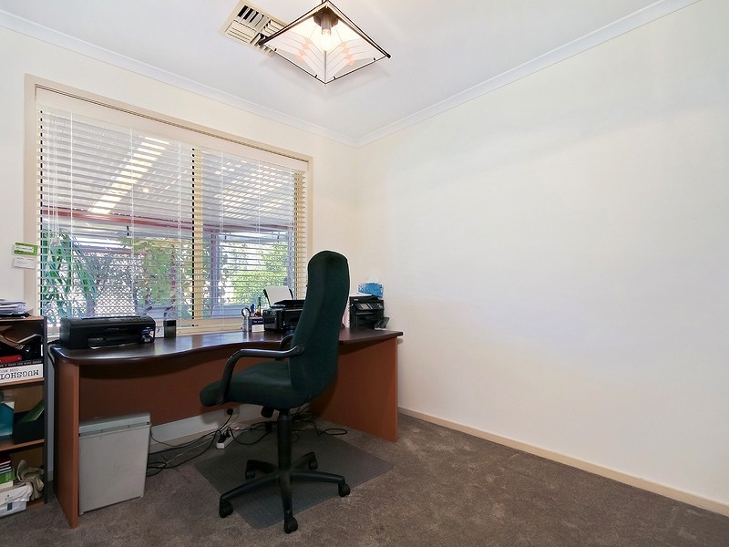 8 Chalk Hill Road, Mclaren Vale SA 5171