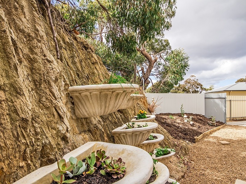 5 Eyre Court, Mount Compass SA 5210