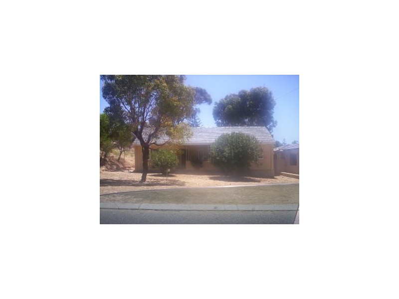 14 Michael Road, Waikiki WA 6169