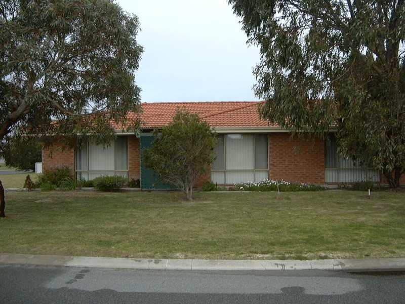 36 Leeuwin Parade, Rockingham WA 6168