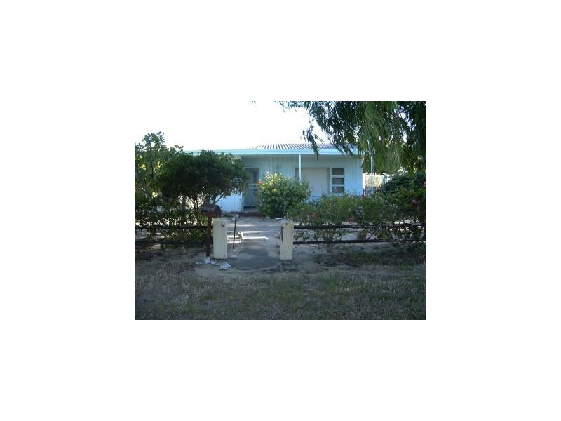 7 Sloan Street, Rockingham WA 6168