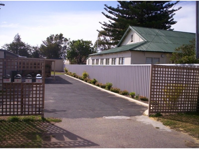 118C Kent Street, Rockingham WA 6168