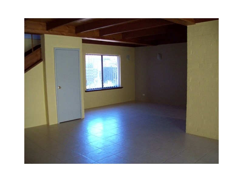 9/14 Vista Avenue, Rockingham WA 6168