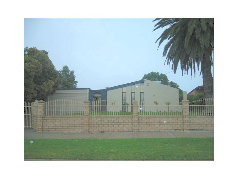 11 Penguin Road, Shoalwater WA 6169