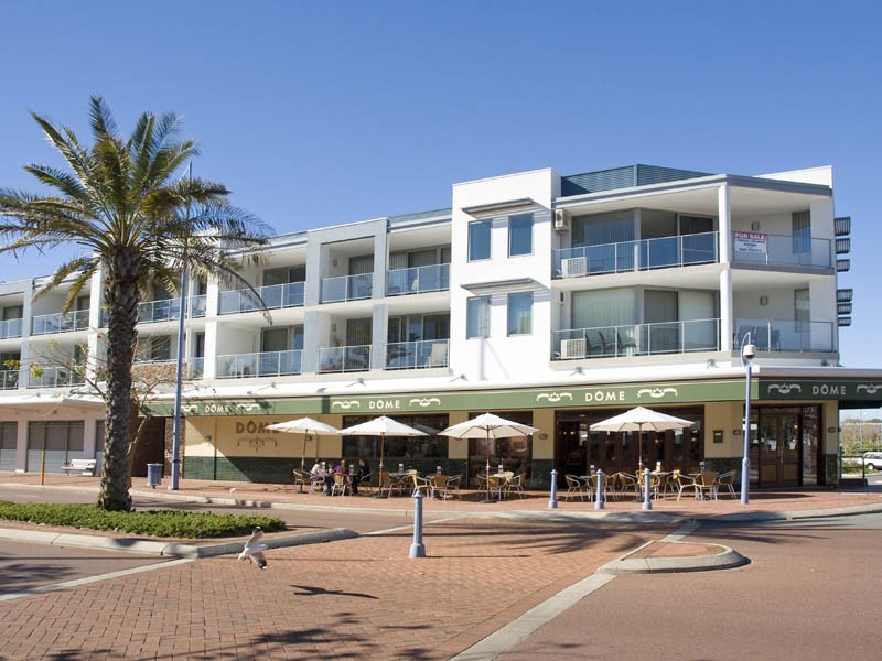 3/15 Kent Street, Rockingham WA 6168