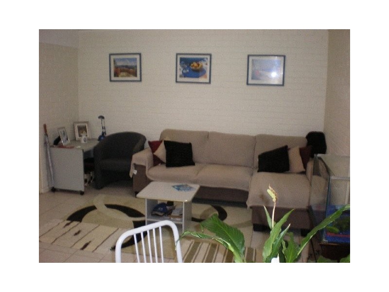 2/45 Parkin Street, Rockingham WA 6168